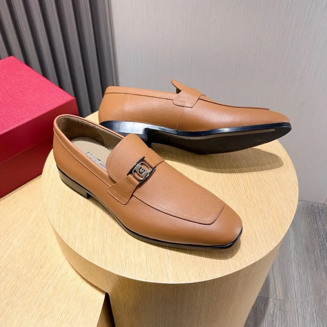 Factory P620💰🔥《Ferragamo》👏Latest•High-end top brand luxury~purchasing agent, top~quality. New fashionable business men's shoes🔜The uppers are made of original cashmere cowhide➕cowhide·lining, with fine workmanship. The original stylish and soft combination wear-resistant and non-slip outsole is light and comfortable on the feet. The real thing looks better in real life. Size: 38/44